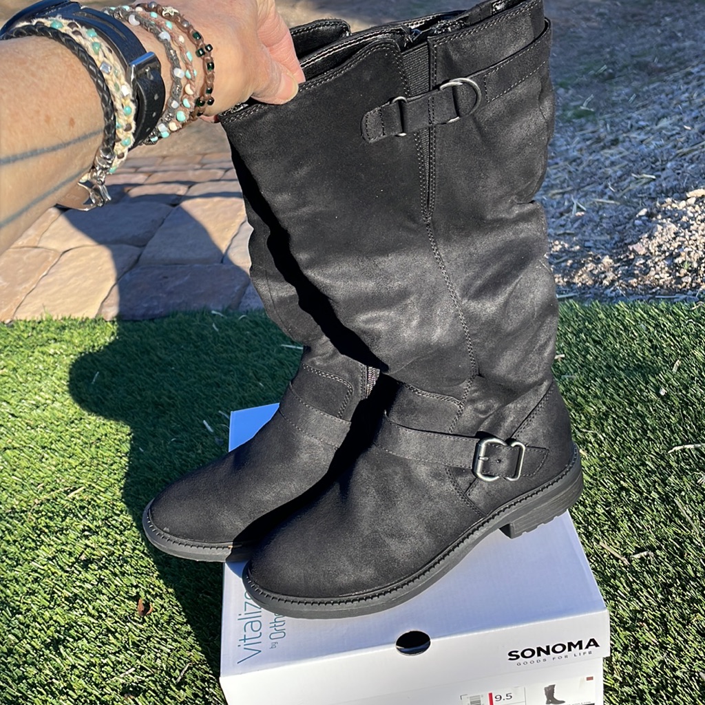 Sonoma Black Silver Buckle Boots